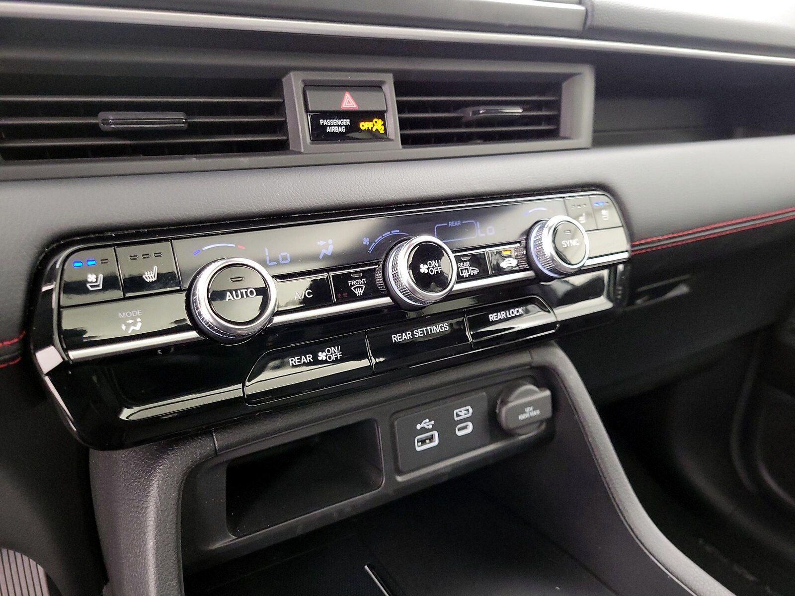 2025 Honda Pilot Black Edition - Photo 17