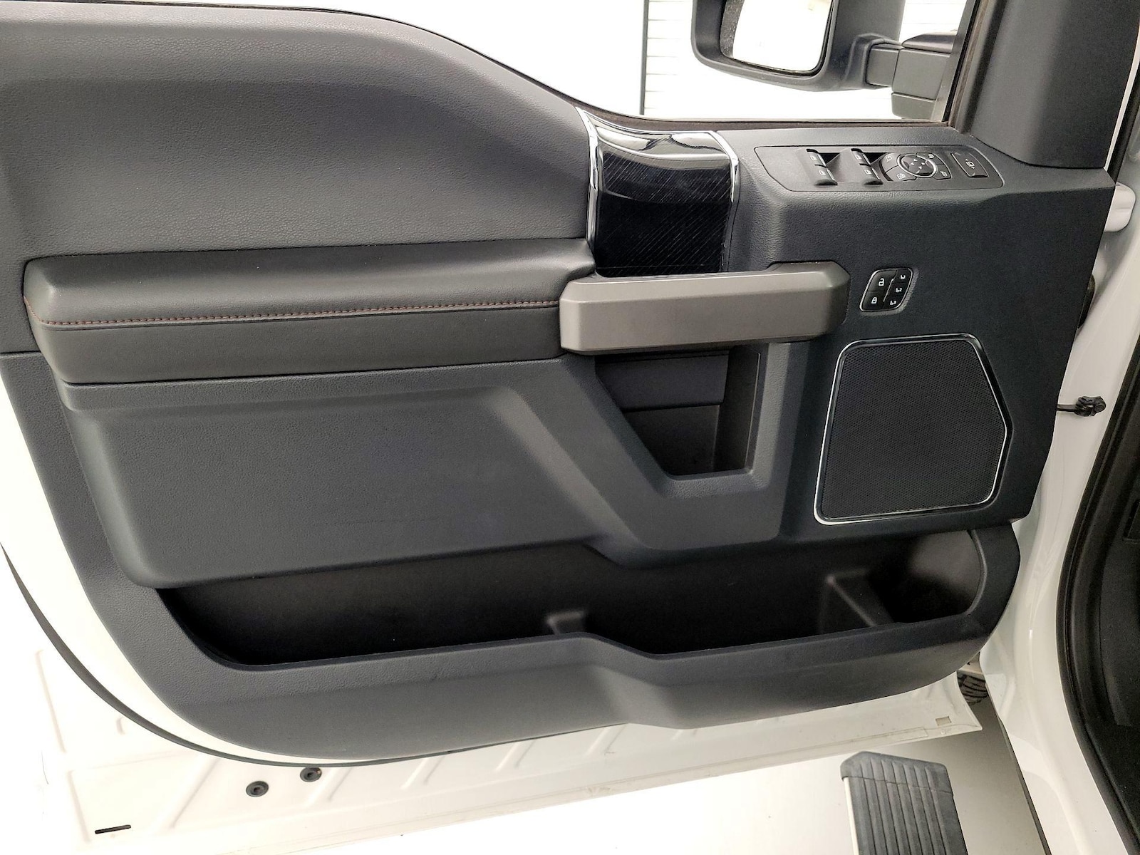 2022 Ford F-250 Super Duty Platinum - Photo 13