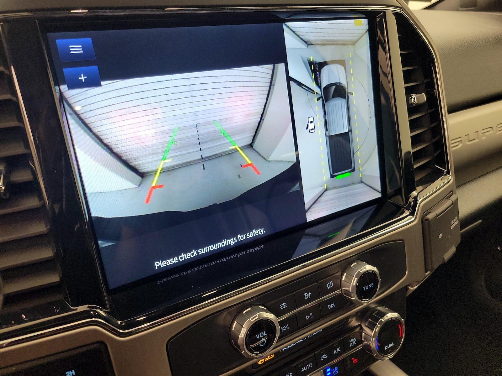 2022 Ford F-250 Super Duty Platinum - Photo 16