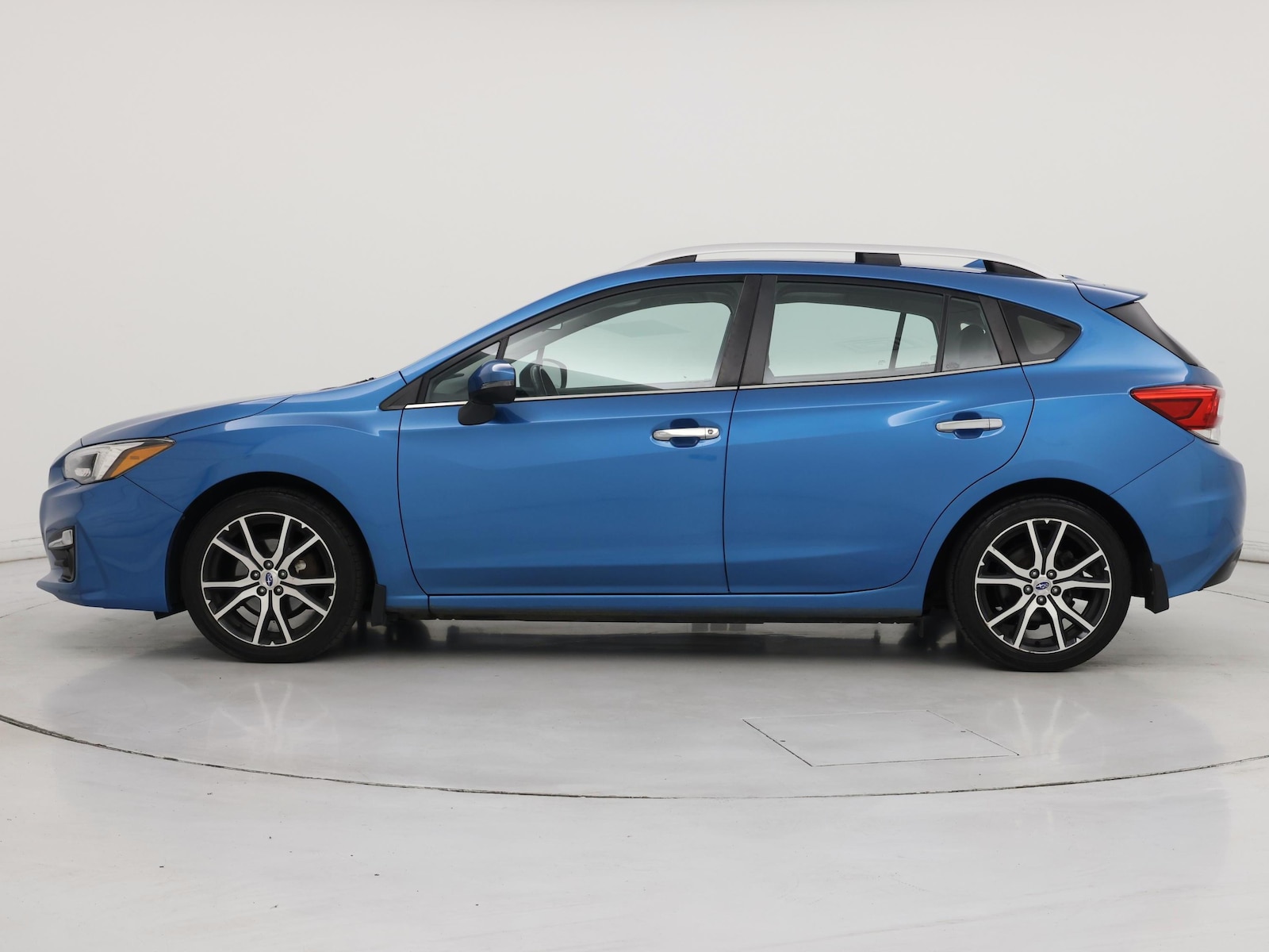 2019 Subaru Impreza Limited - Photo 4
