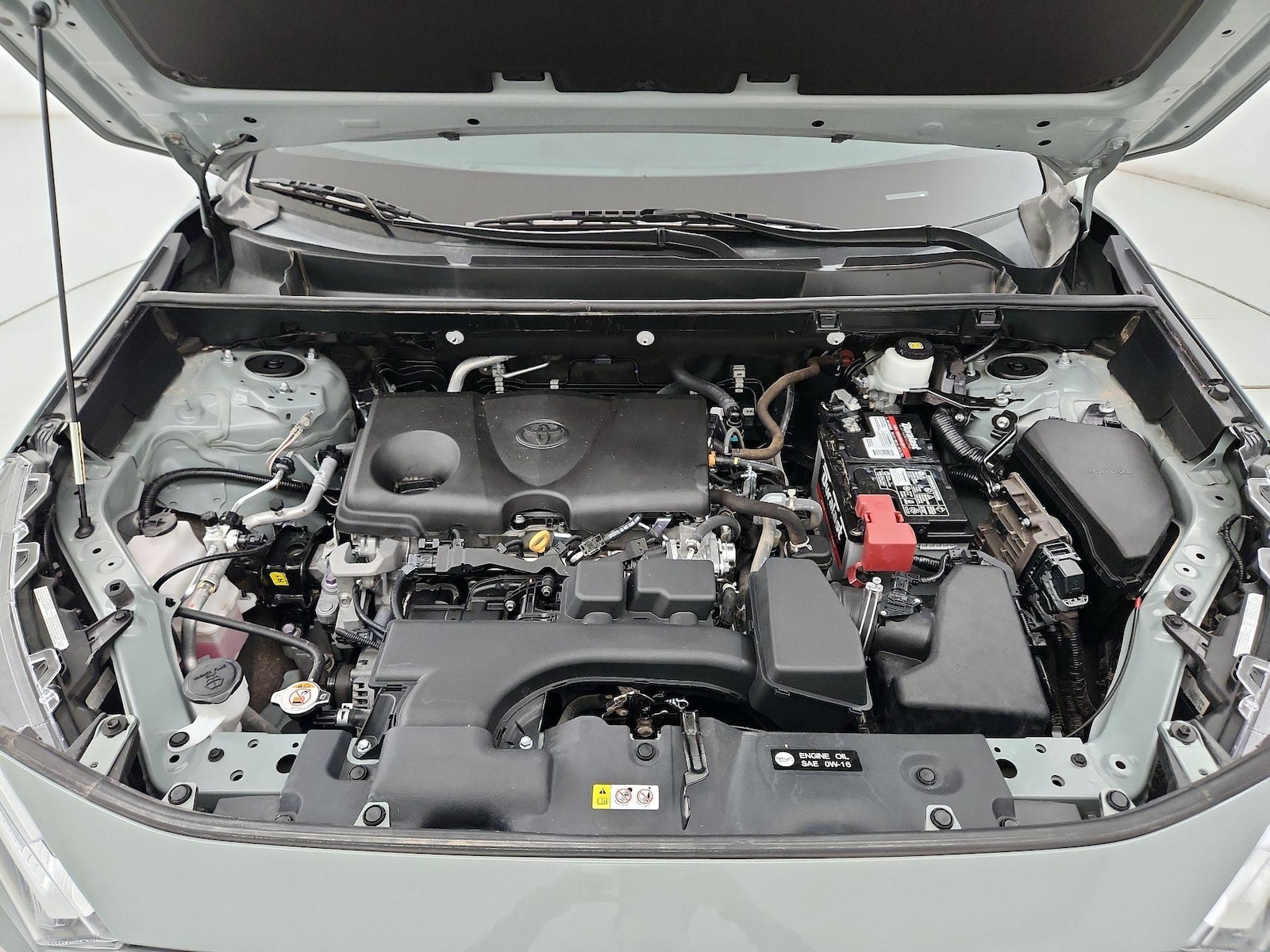 2022 Toyota RAV4 XLE - Photo 21