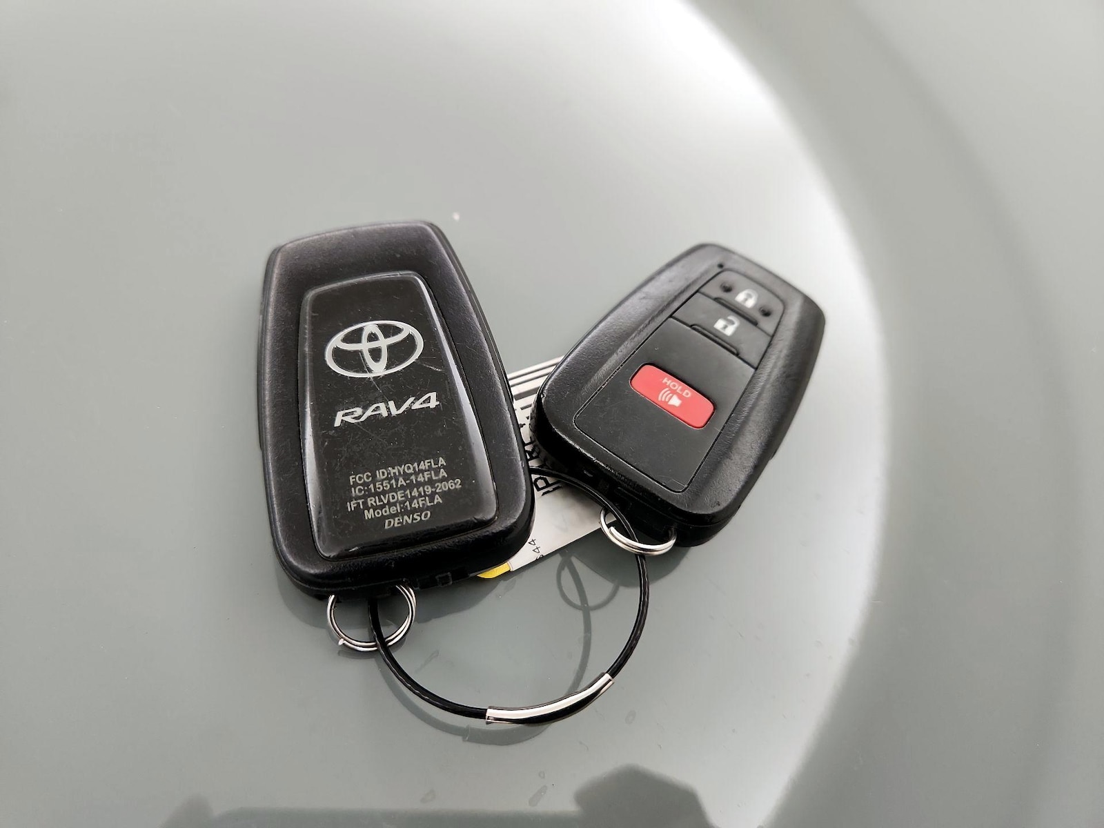 2022 Toyota RAV4 XLE - Photo 22