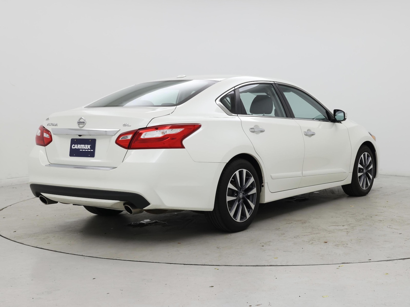 2017 Nissan Altima SL - Photo 9