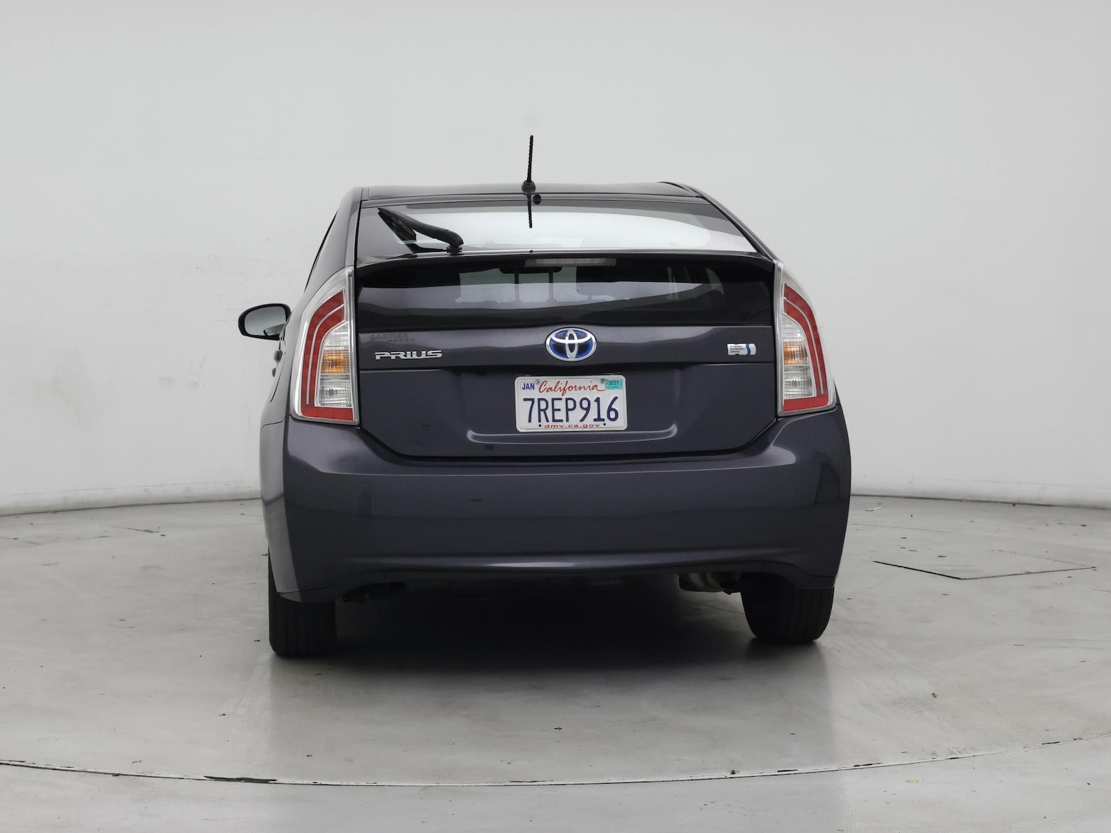 2015 Toyota Prius Two - Photo 7