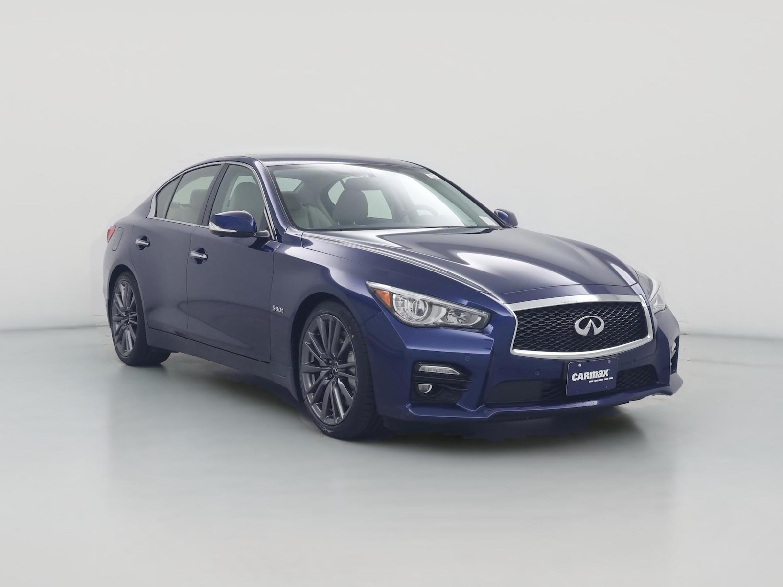2016 INFINITI Q50