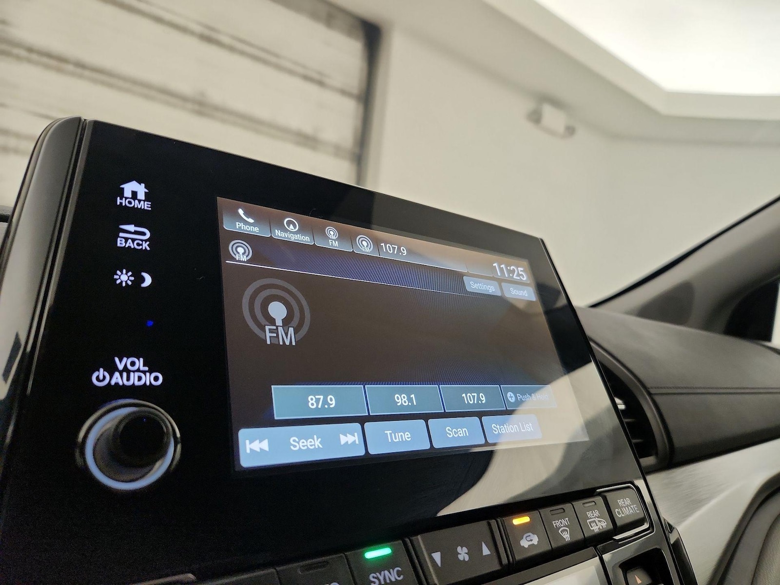 2020 Honda Odyssey EX-L - Photo 17