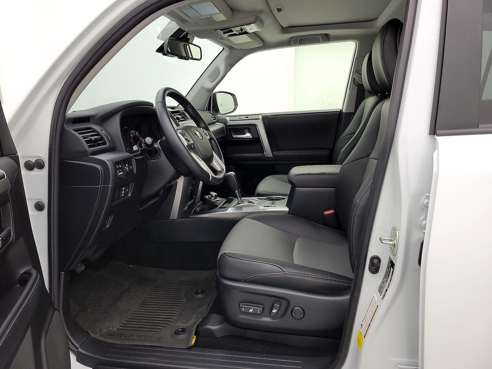 2024 Toyota 4Runner SR5 Premium - Photo 12