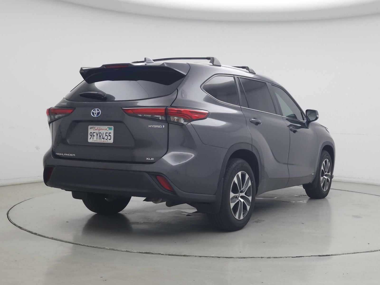 2023 Toyota Highlander XLE - Photo 9
