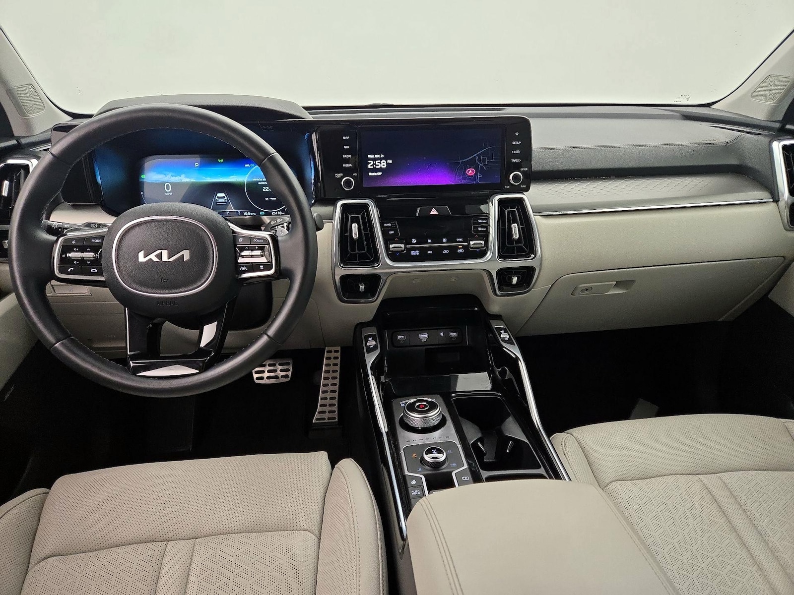Apple CarPlay® & Android Auto™