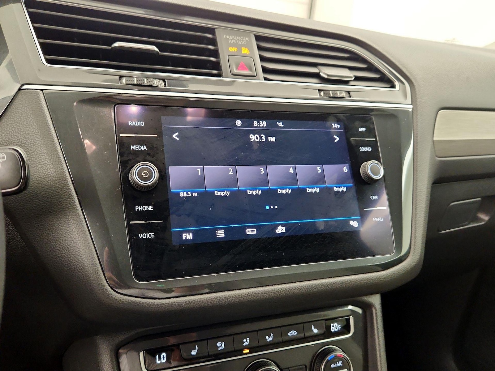 2020 Volkswagen Tiguan SE - Photo 16