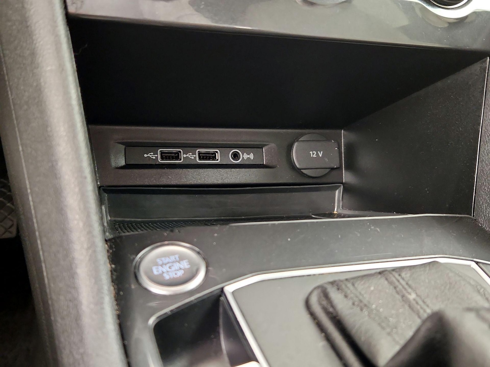 2020 Volkswagen Tiguan SE - Photo 19