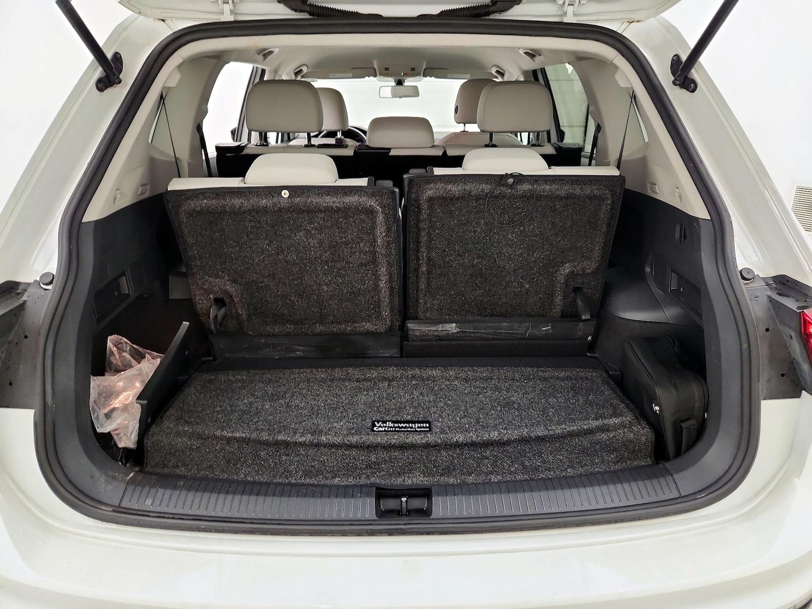 2020 Volkswagen Tiguan SE - Photo 22