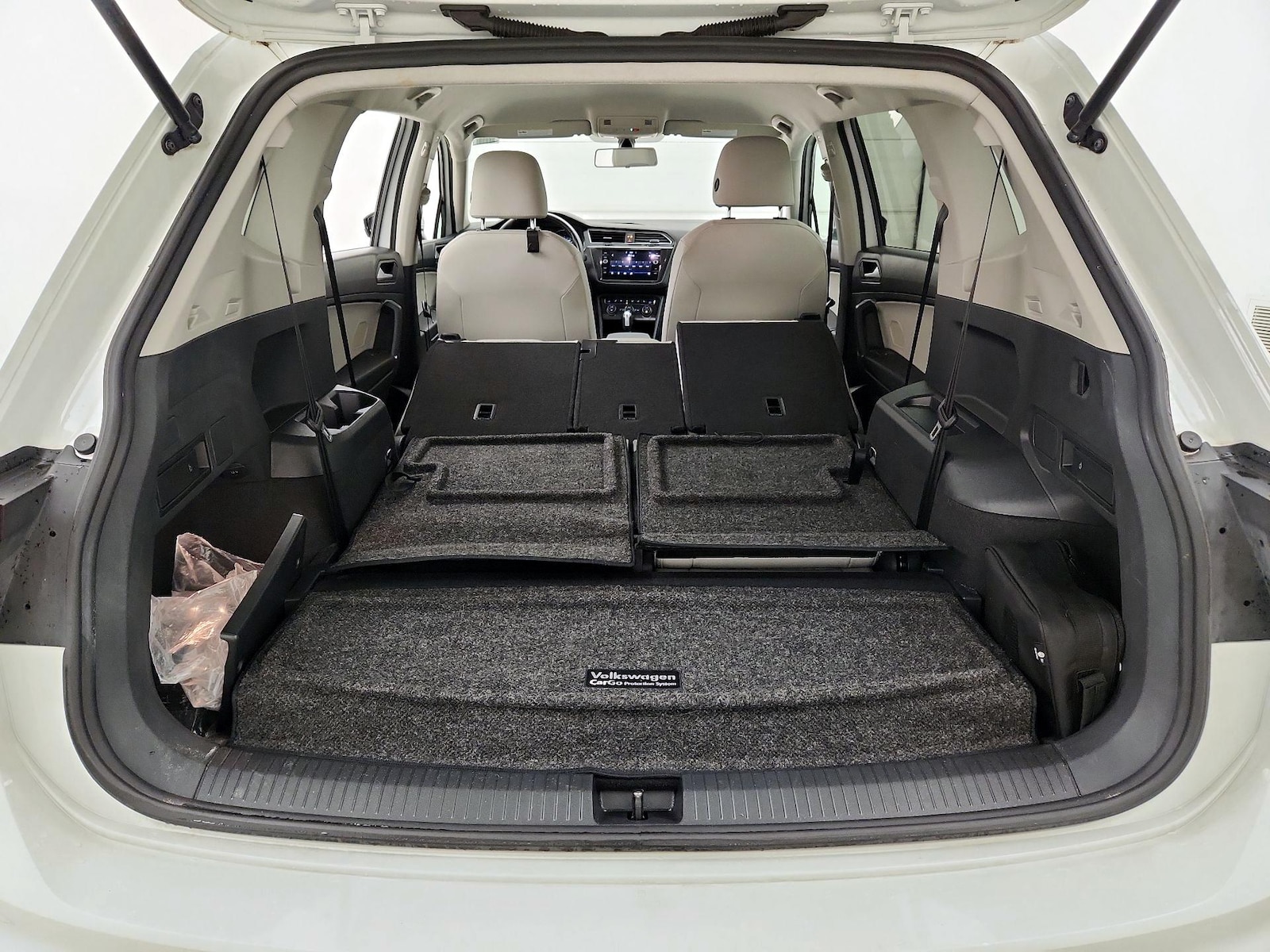 2020 Volkswagen Tiguan SE - Photo 23