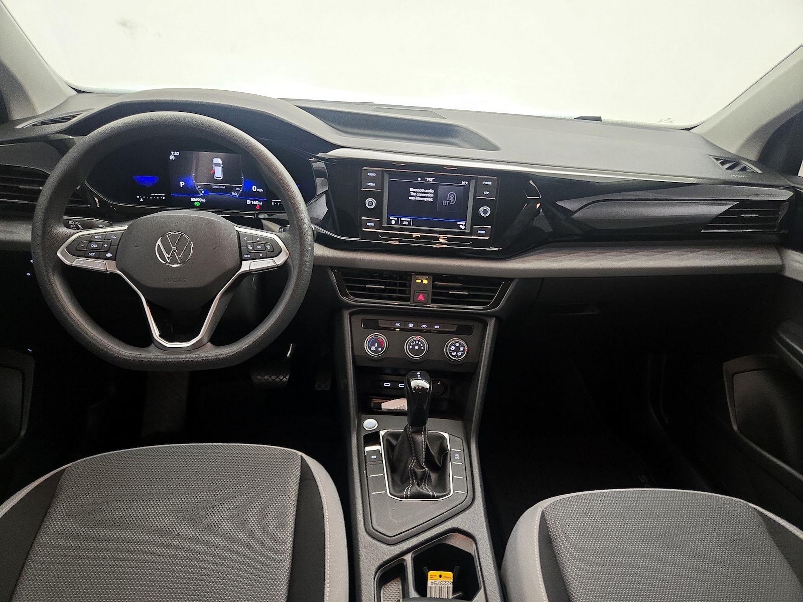 2022 Volkswagen Taos S - Photo 10
