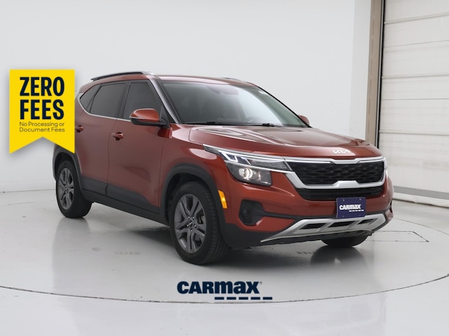 Orange 2023 Kia Seltos SUV / Crossover Front-Wheel Drive Automatic