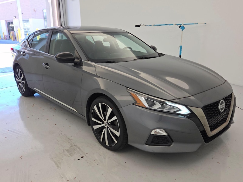 2019 Nissan Altima SR