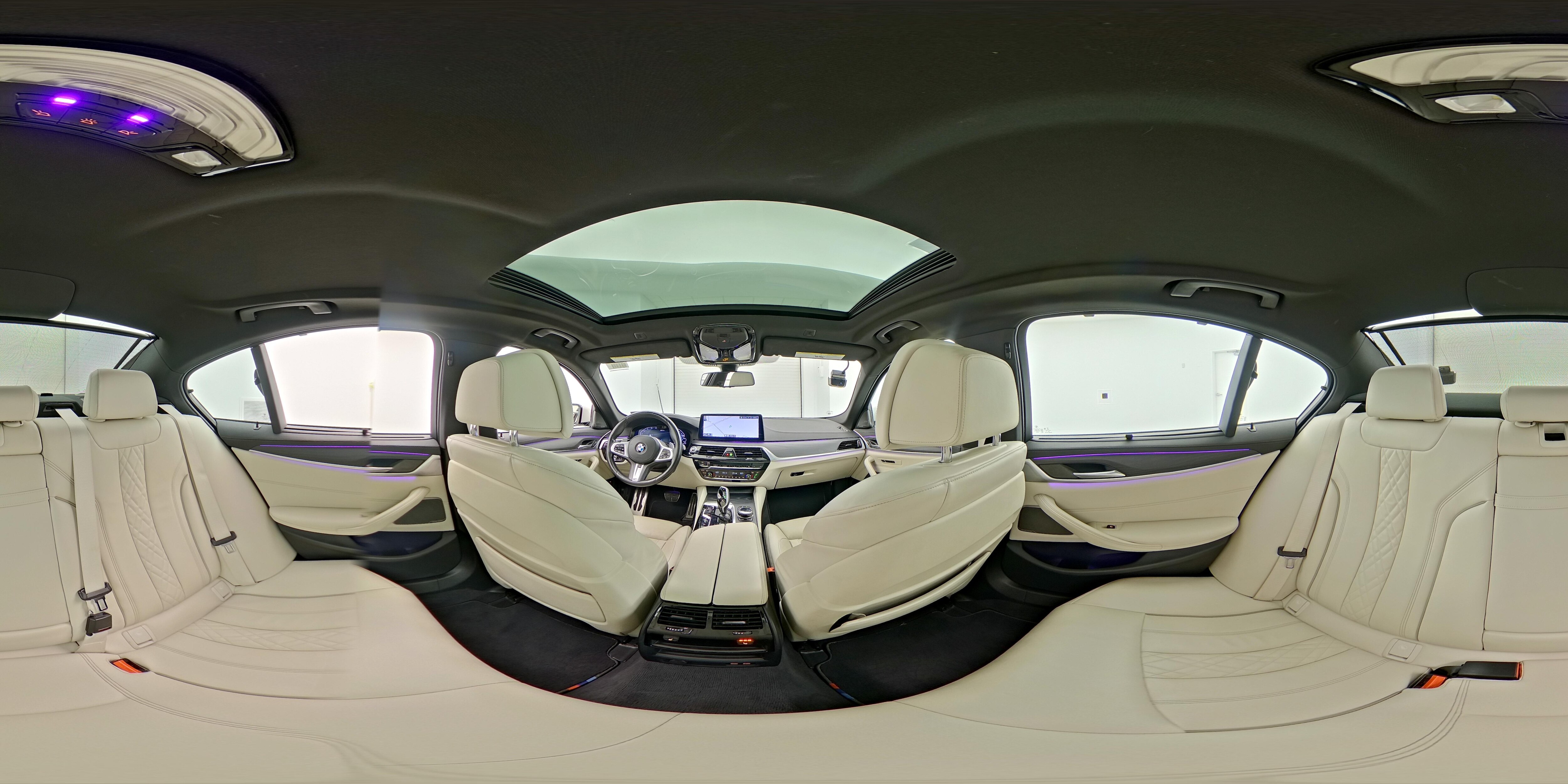 2021 BMW 5 Series 530e - Photo 29