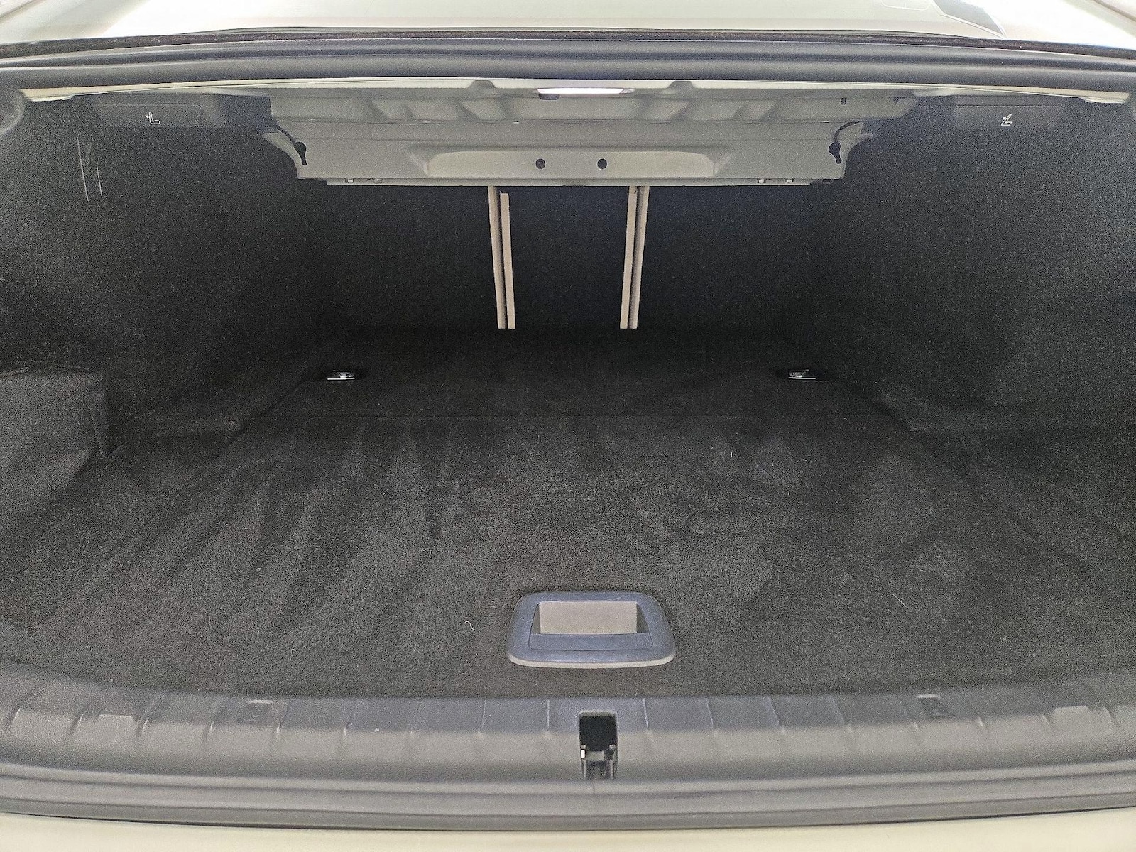 2021 BMW 5 Series 530e - Photo 23