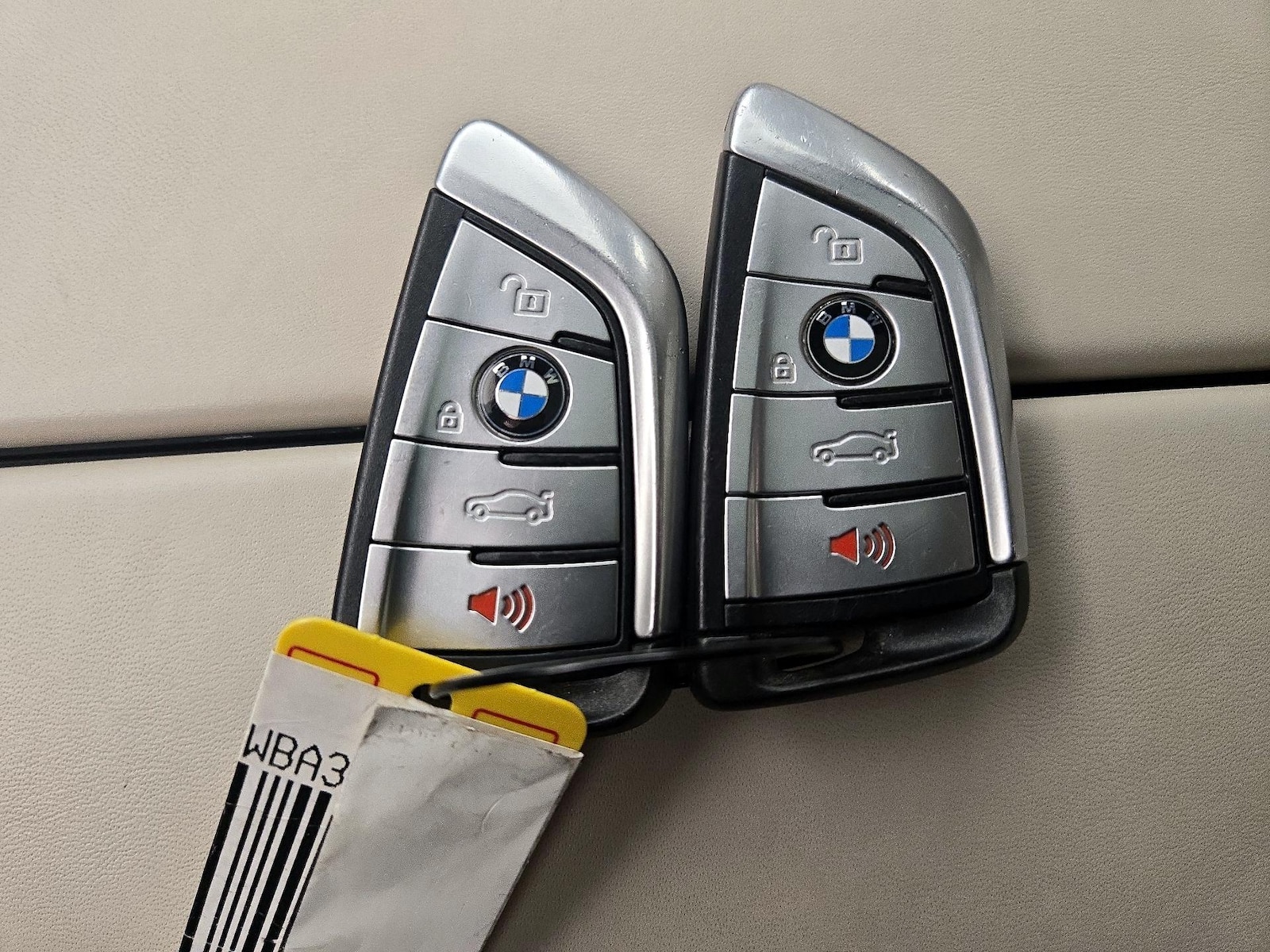 2021 BMW 5 Series 530e - Photo 27