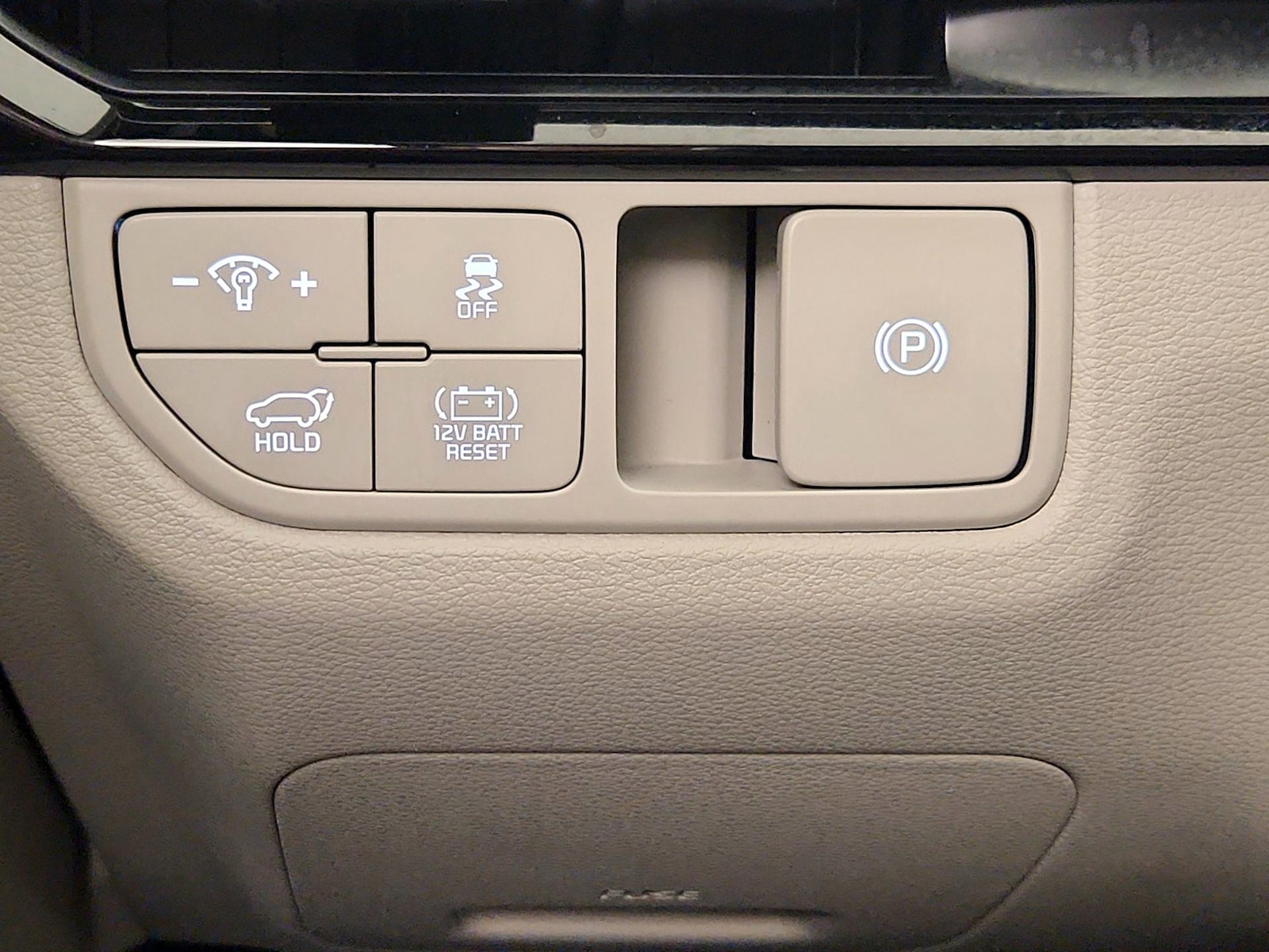 2026 Kia Sportage EX Hybrid - Photo 14