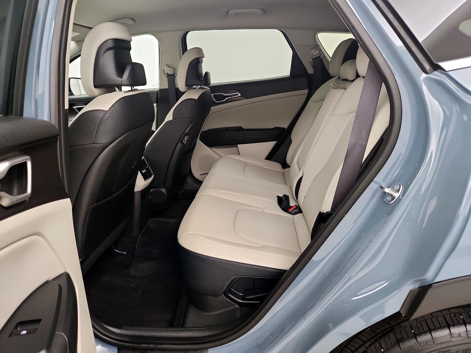 2026 Kia Sportage EX Hybrid - Photo 20