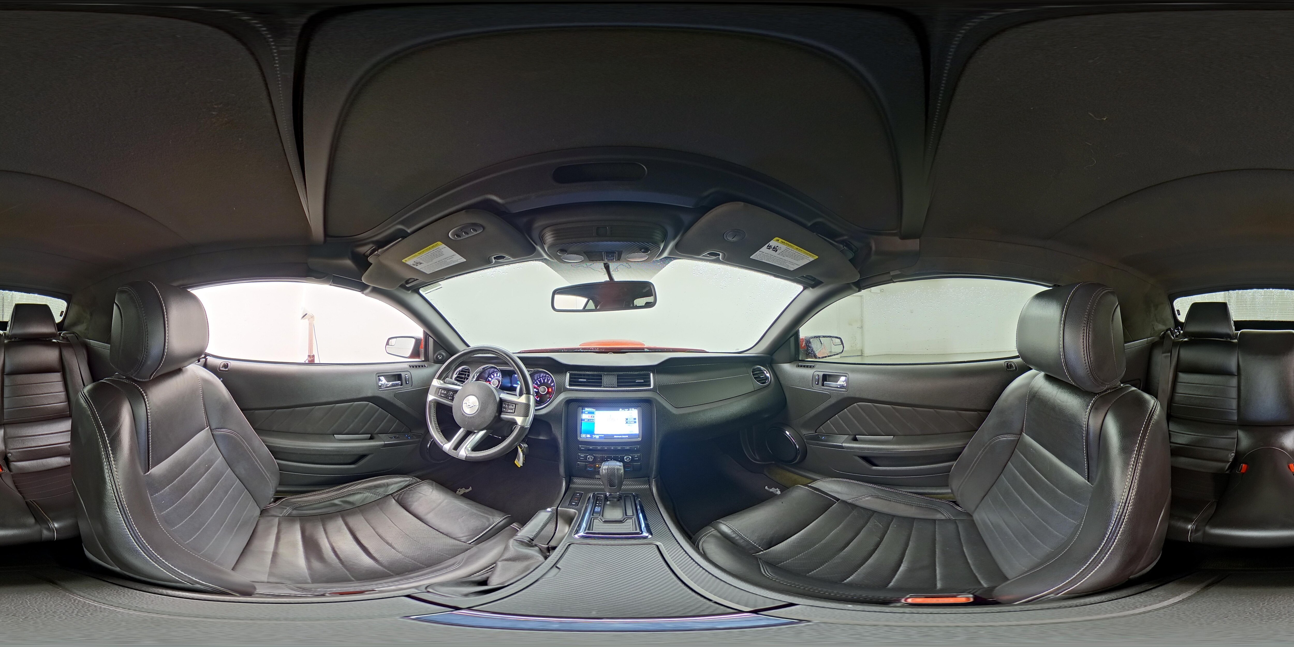 2014 Ford Mustang GT - Photo 24