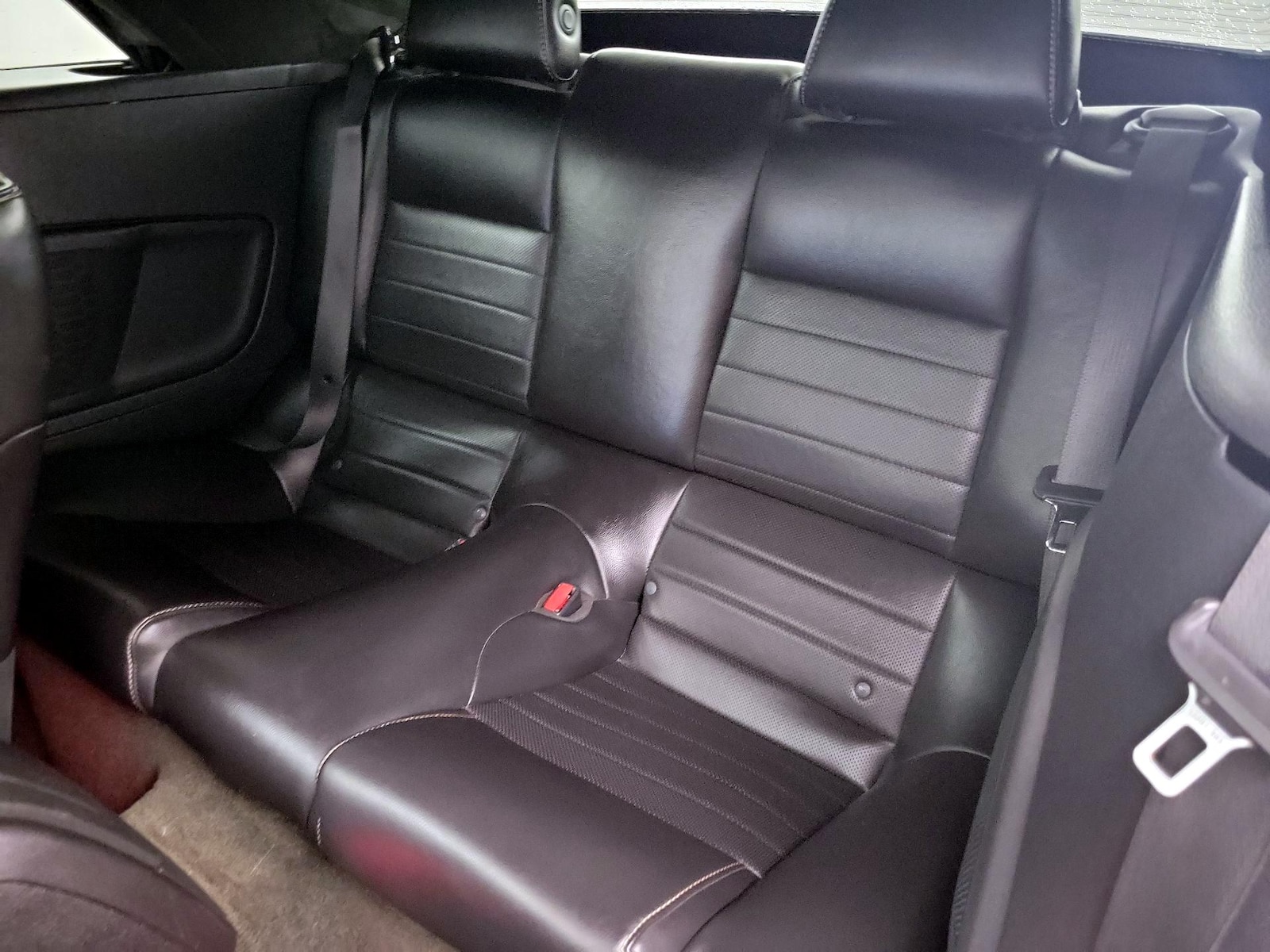 2014 Ford Mustang GT - Photo 20