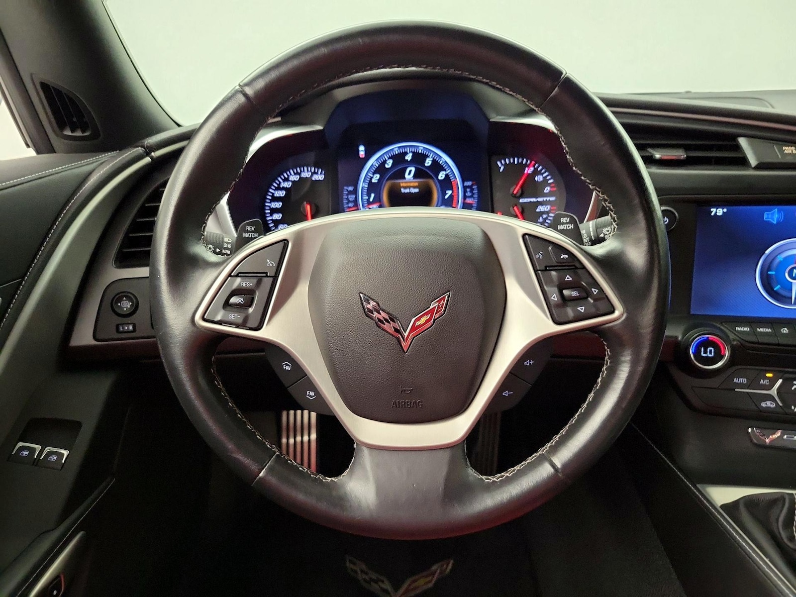 2015 Chevrolet Corvette Base - Photo 11