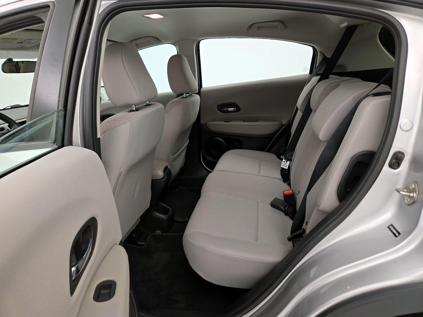 2016 Honda HR-V LX - Photo 20