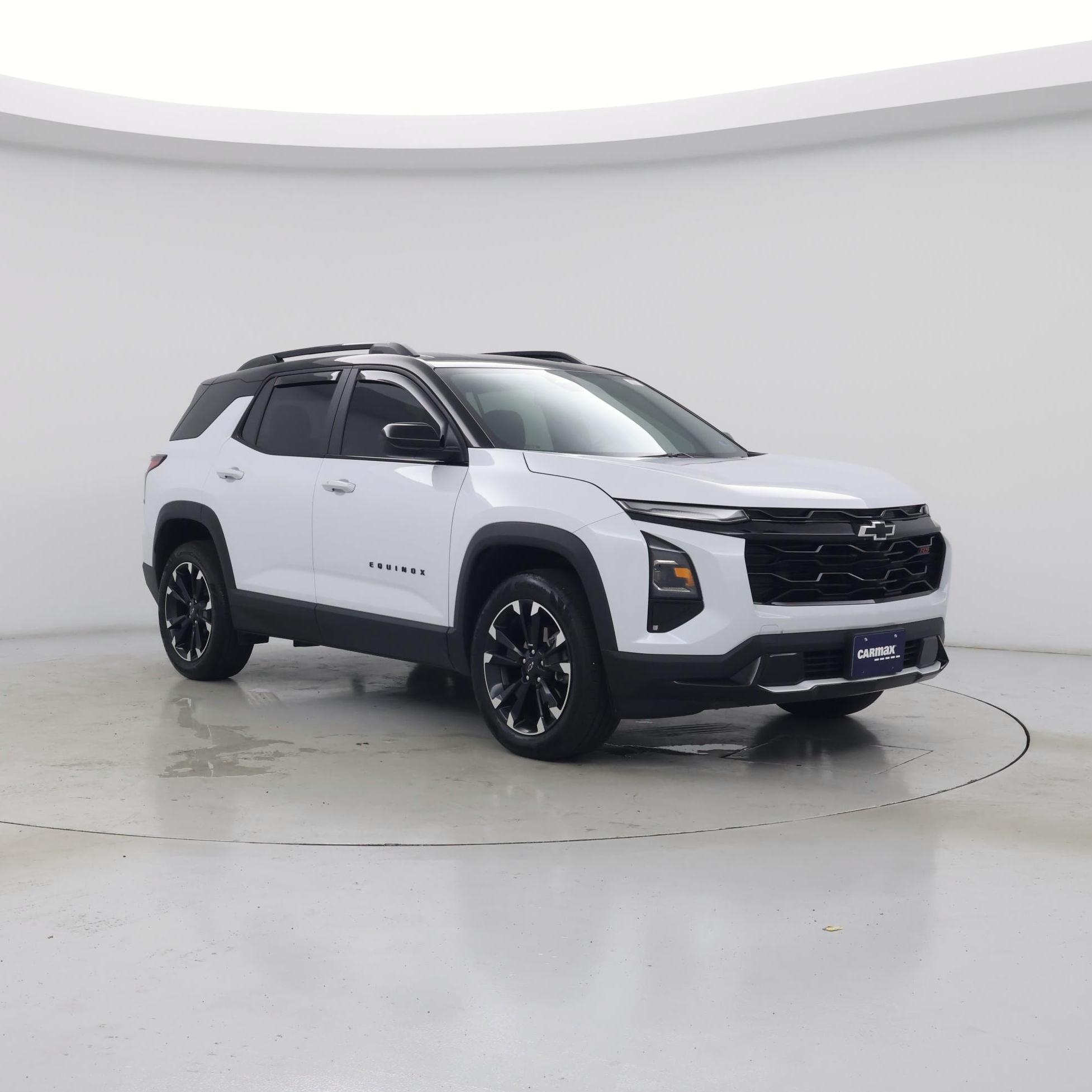 White 2026 Chevrolet Equinox SUV / Crossover Four-Wheel Drive Automatic