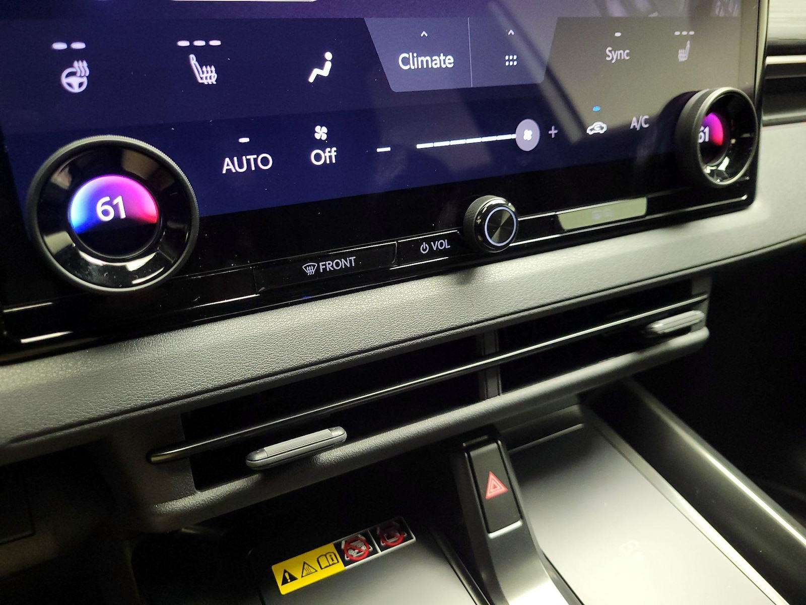 2026 Toyota C-HR SE - Photo 18