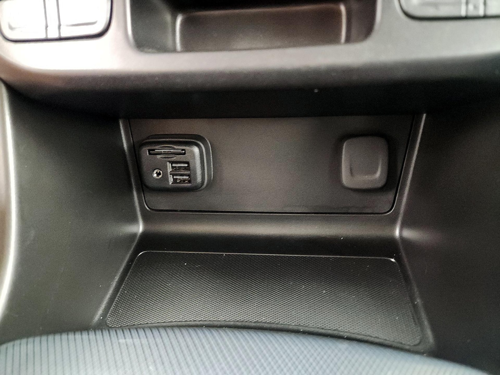 2022 Chevrolet Colorado Z71 - Photo 18