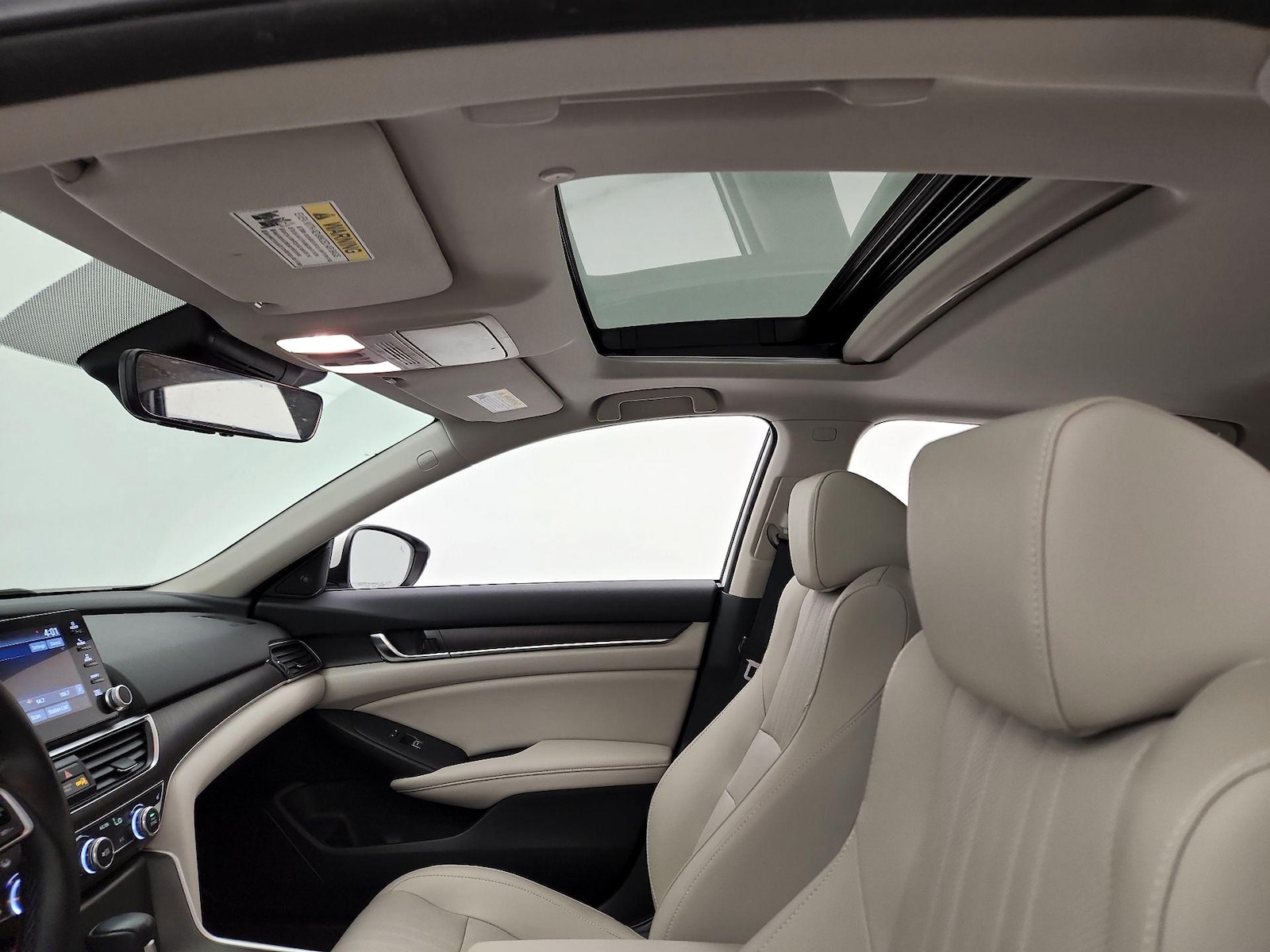 2020 Honda Accord EX-L - Photo 21