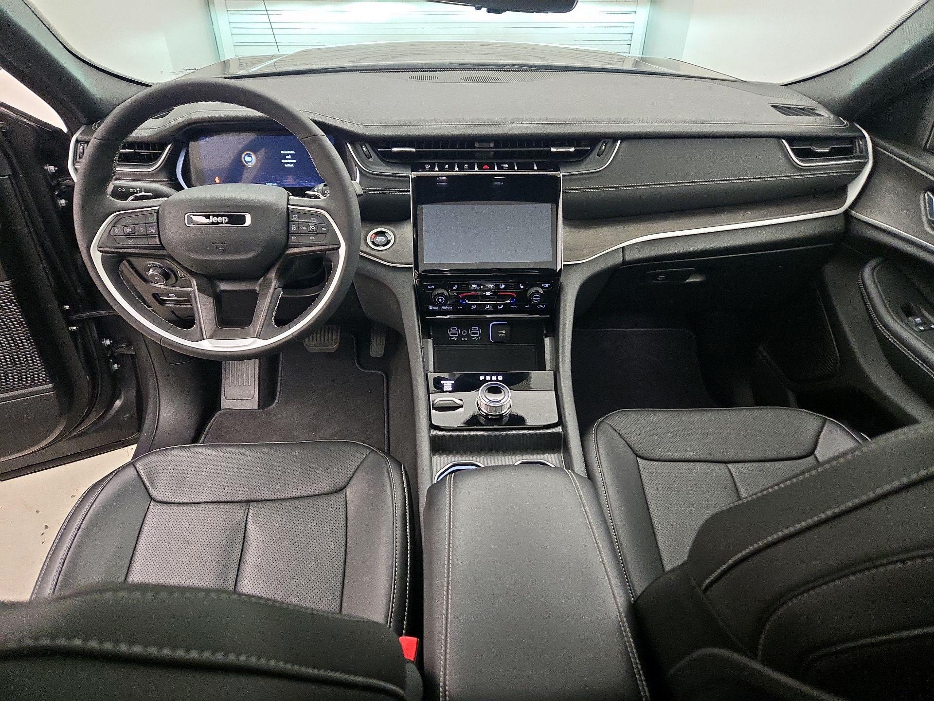 Gray 2025 Jeep Grand Cherokee SUV / Crossover Four-Wheel Drive Automatic
