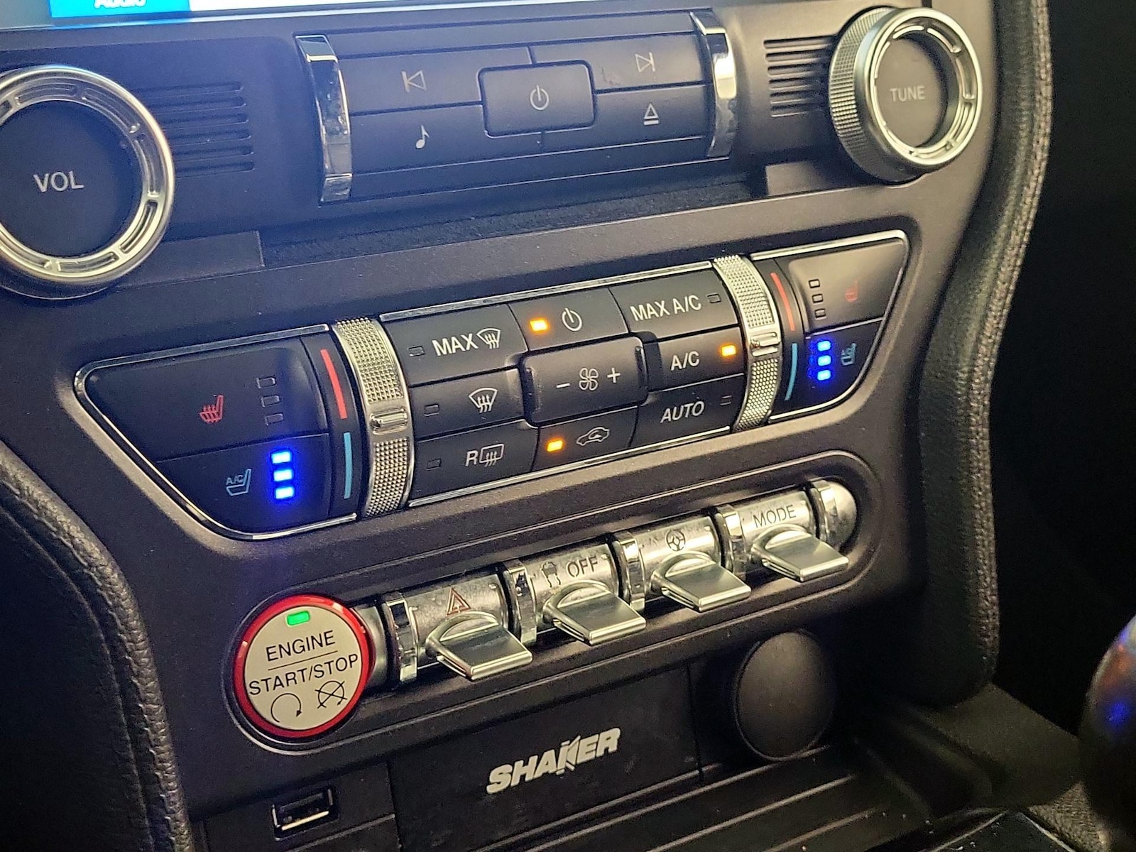 2016 Ford Mustang GT Premium - Photo 16