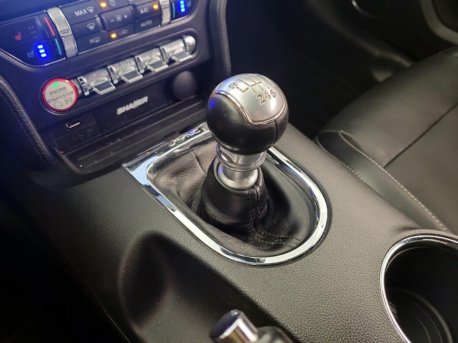 2016 Ford Mustang GT Premium - Photo 17