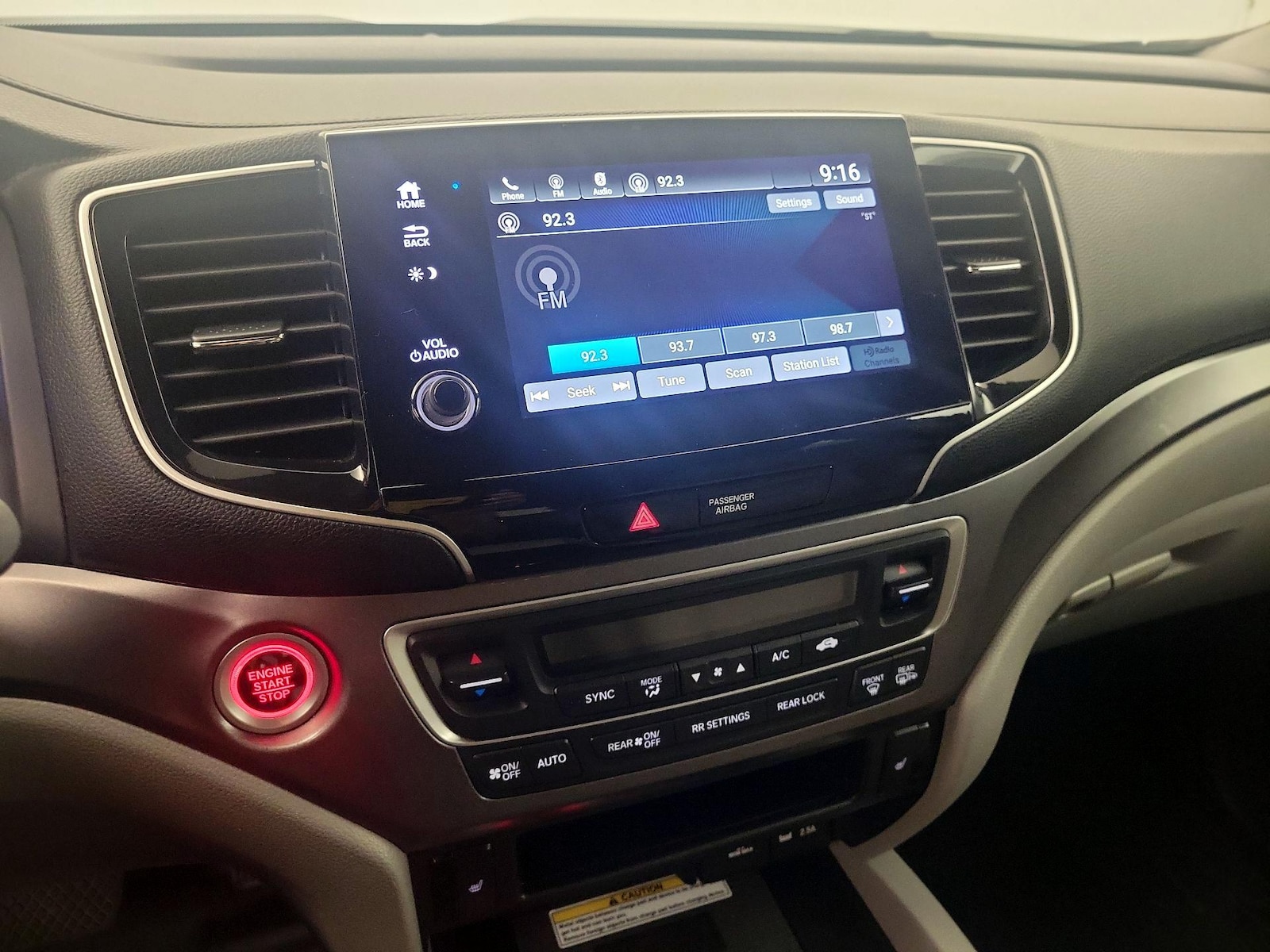 2021 Honda Pilot SE - Photo 13