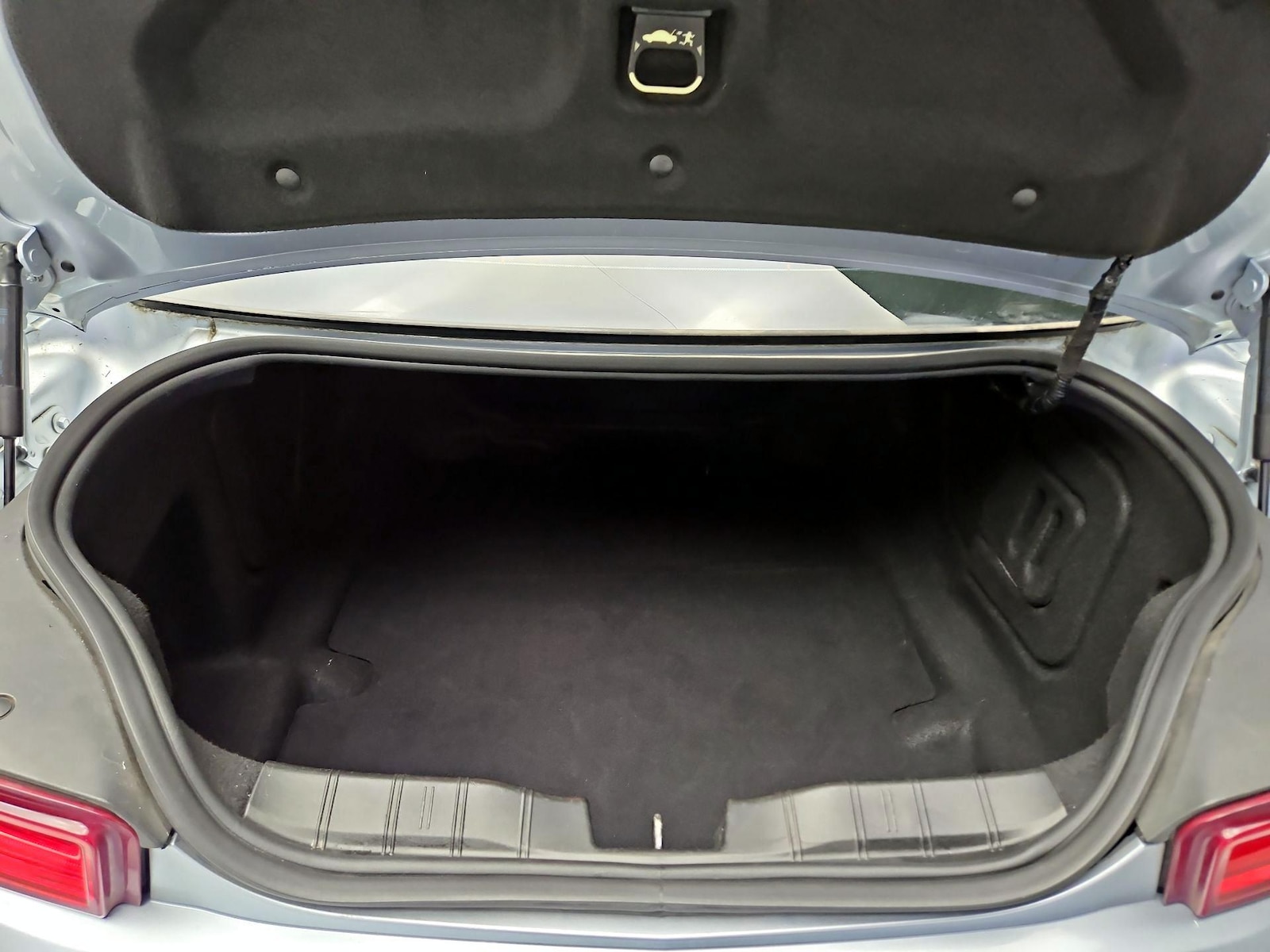 2017 Chevrolet Camaro 1LT - Photo 20