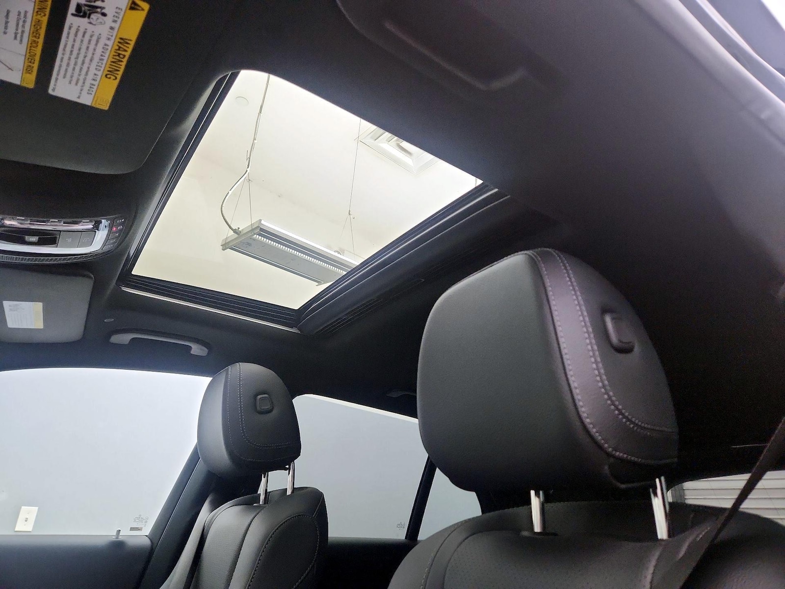 Sunroof(s) & Overhead Airbags