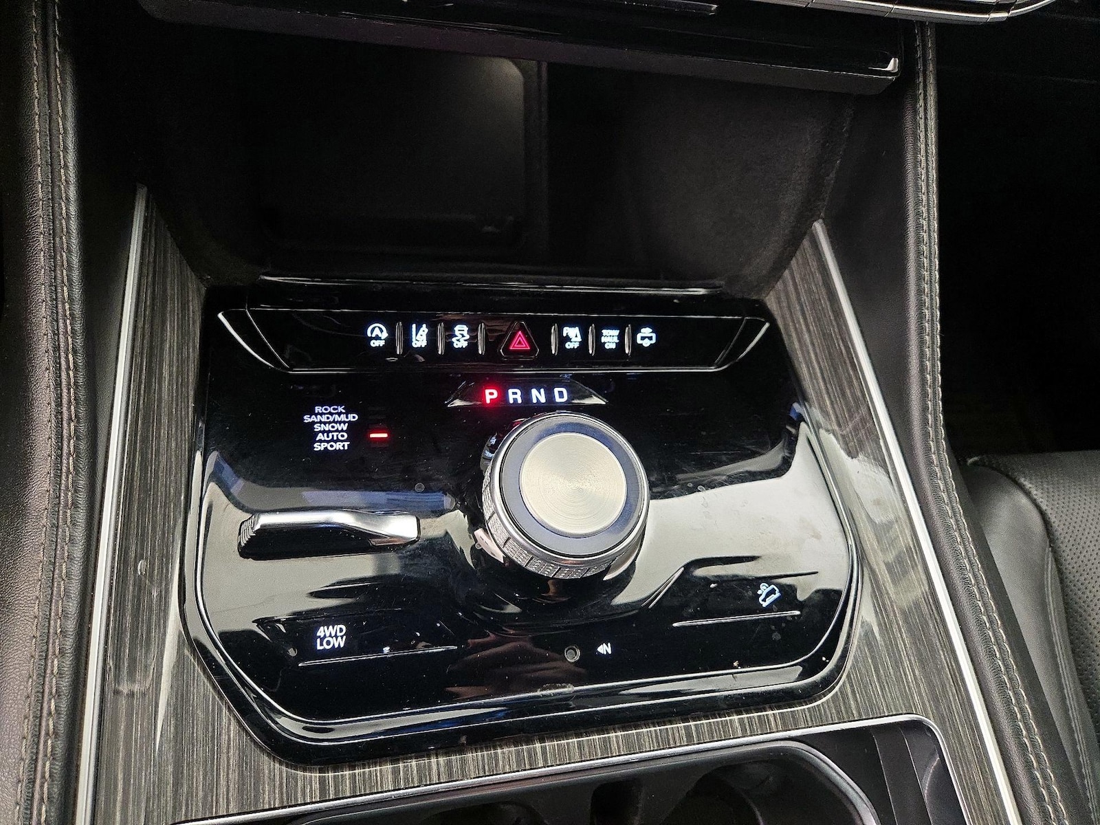 2022 Jeep Wagoneer Series III - Photo 19