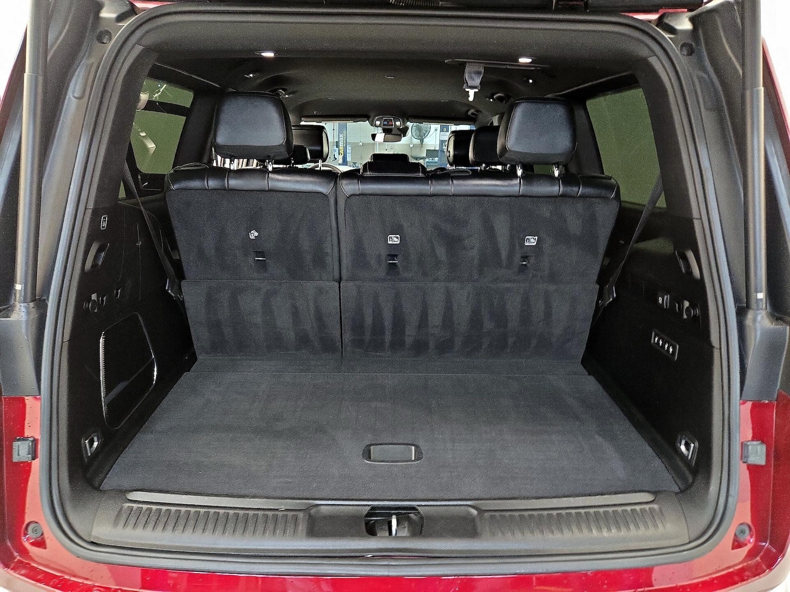 2022 Jeep Wagoneer Series III - Photo 23