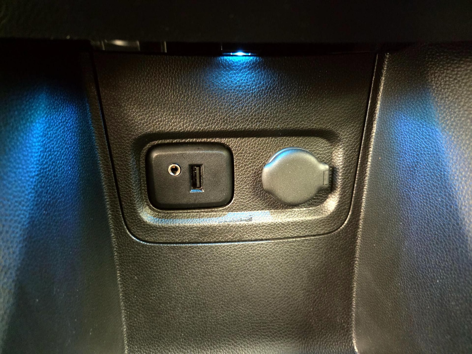 2016 Chevrolet Spark 1LT - Photo 19