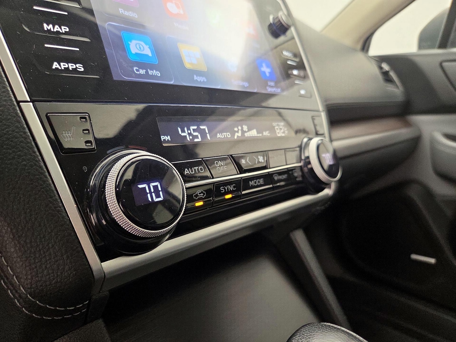 2018 Subaru Outback Limited - Photo 17