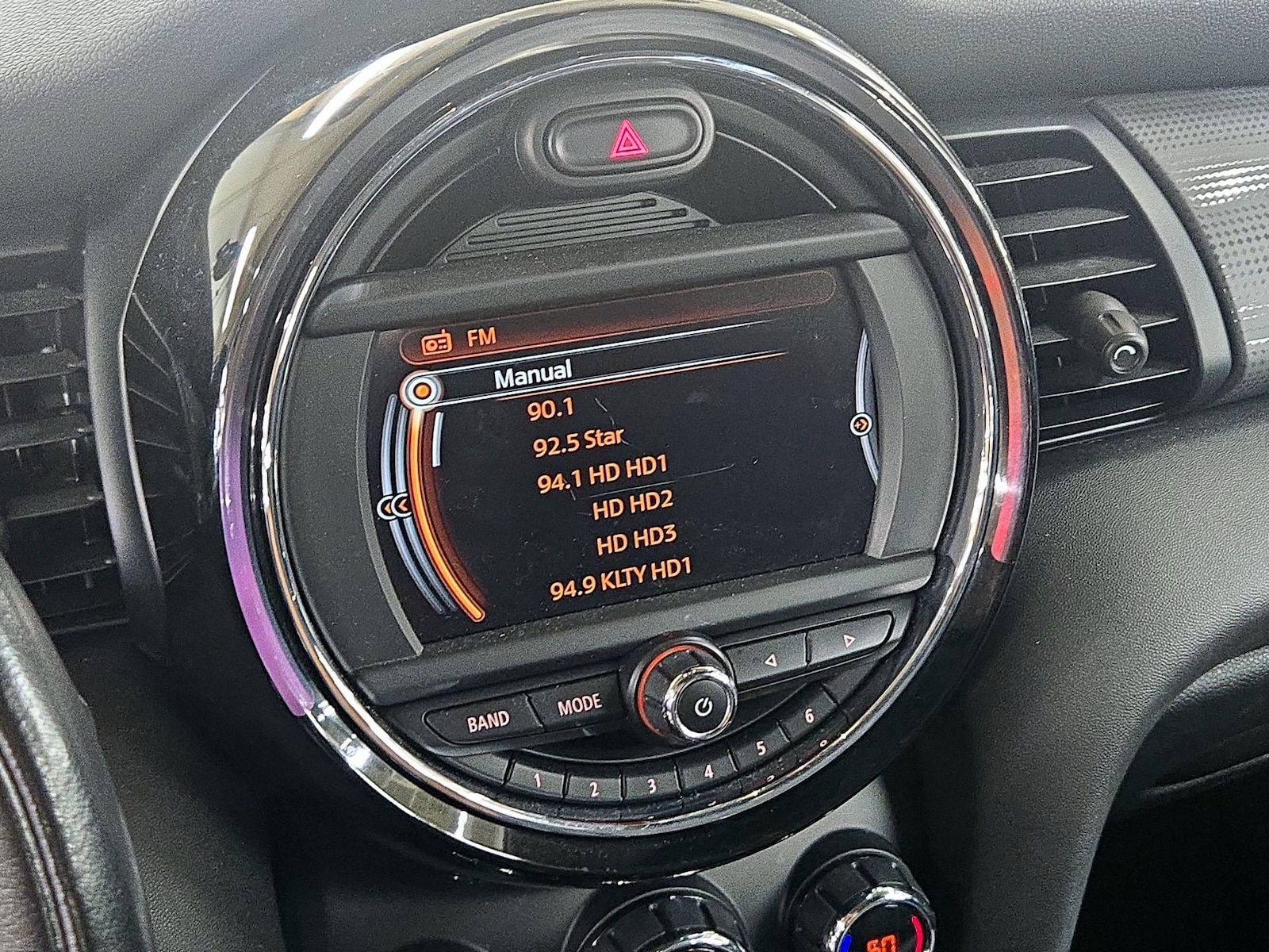 2017 MINI Cooper Base - Photo 16