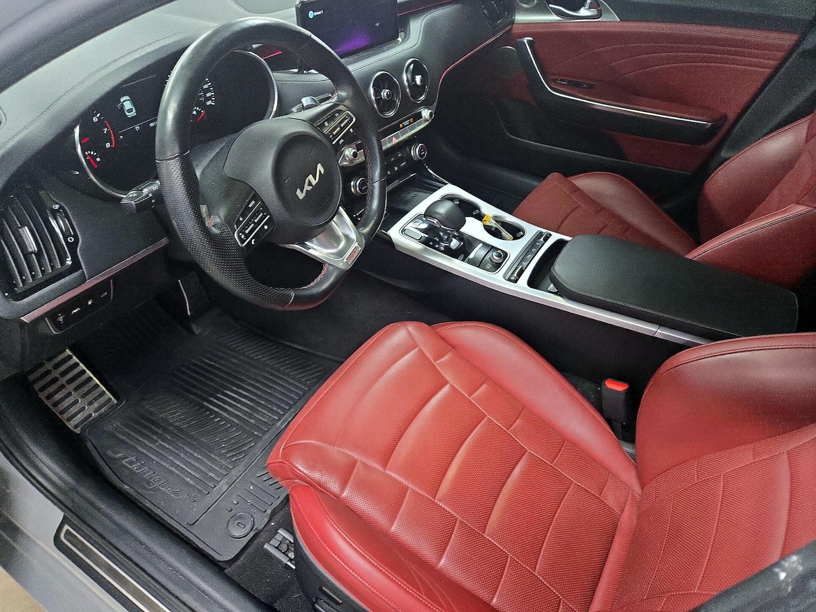 2022 Kia Stinger GT2 - Photo 12
