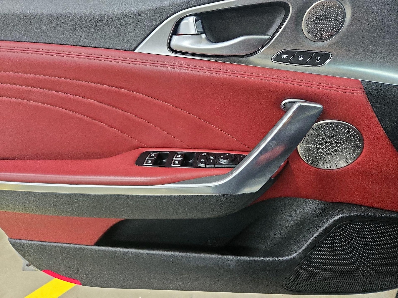 2022 Kia Stinger GT2 - Photo 13
