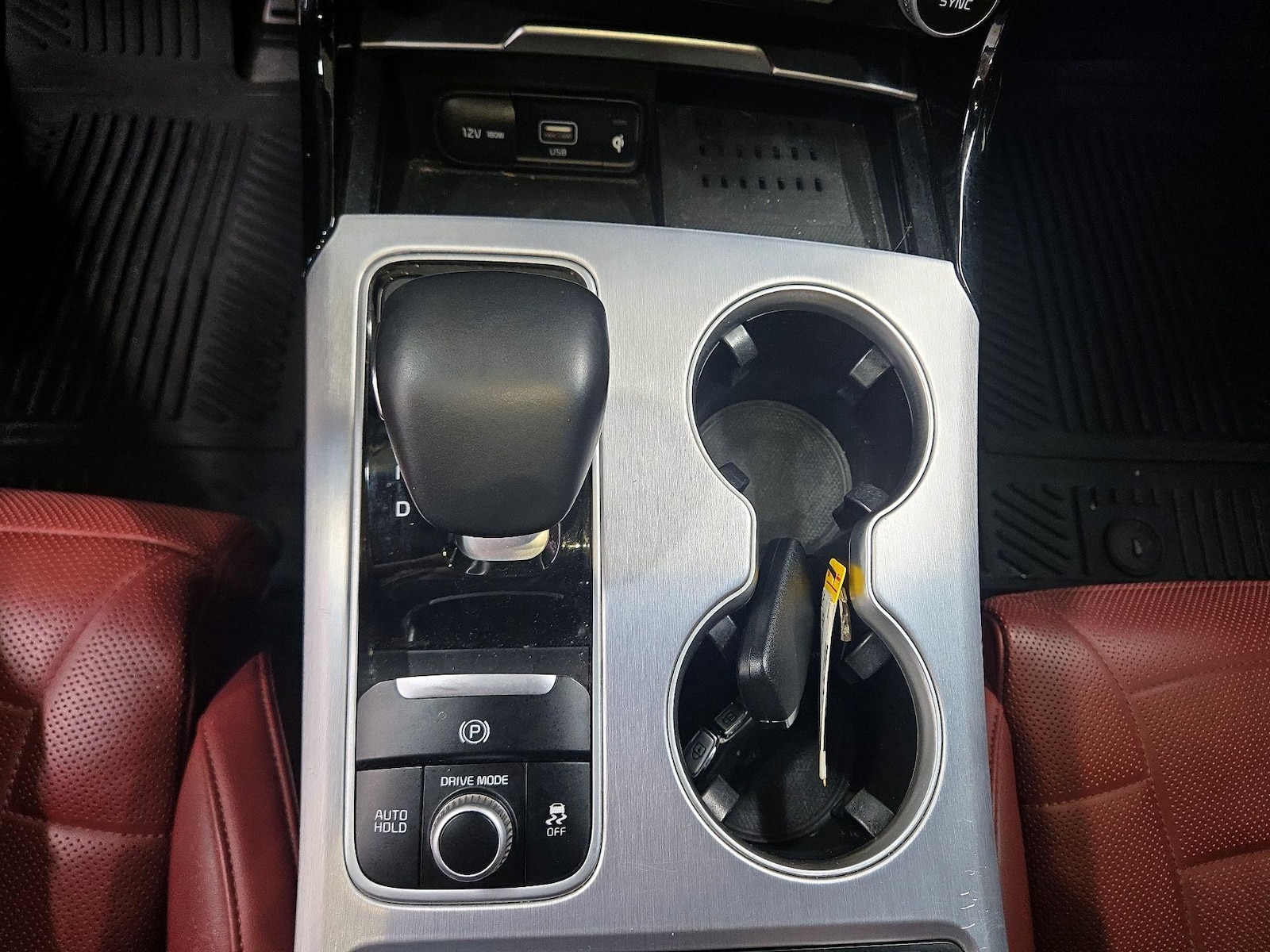 2022 Kia Stinger GT2 - Photo 18