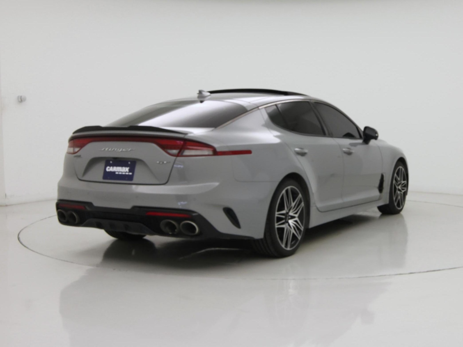 2022 Kia Stinger GT2 - Photo 9
