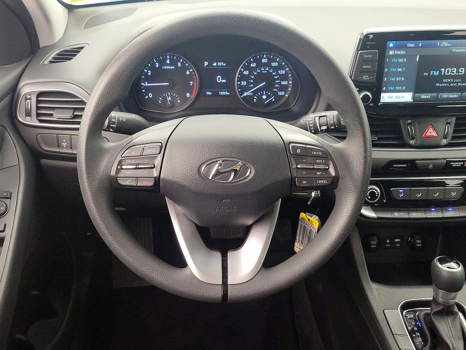 2018 Hyundai Elantra GT GT - Photo 11