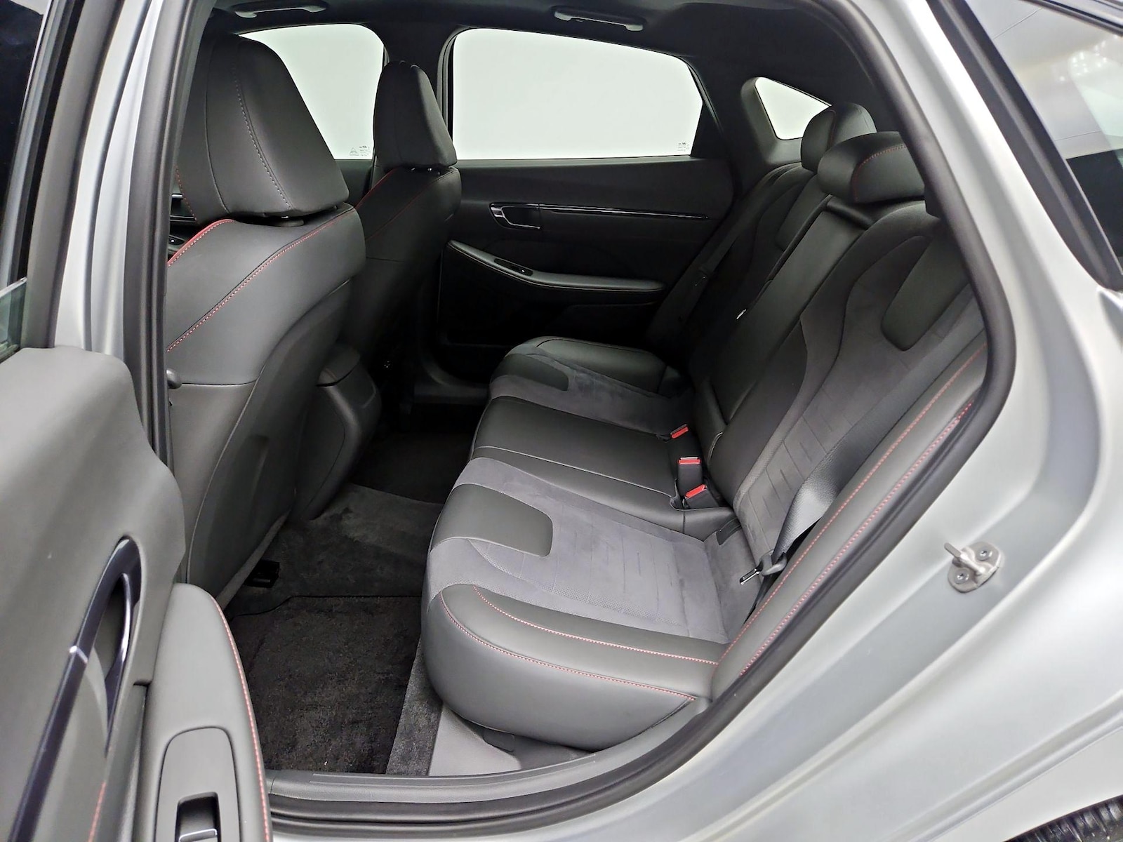 2024 Hyundai Sonata N Line - Photo 22